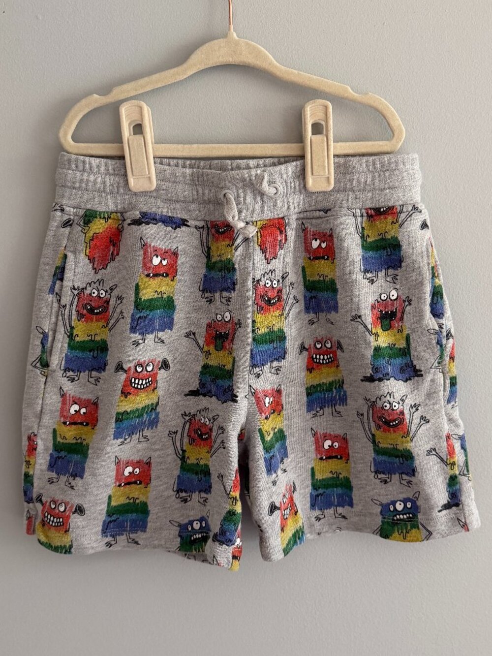 Stella McCartney Kids Colorful Monster Print Sweat Shorts 8
